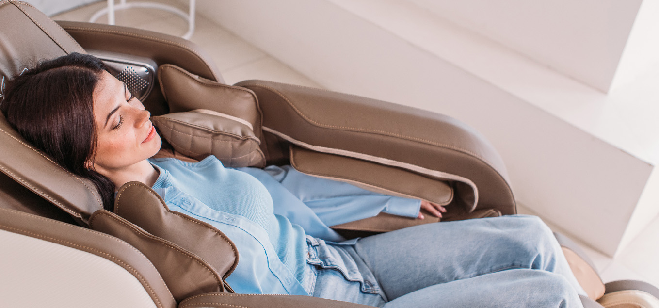 Long carriage massage chair Orlauf Robin