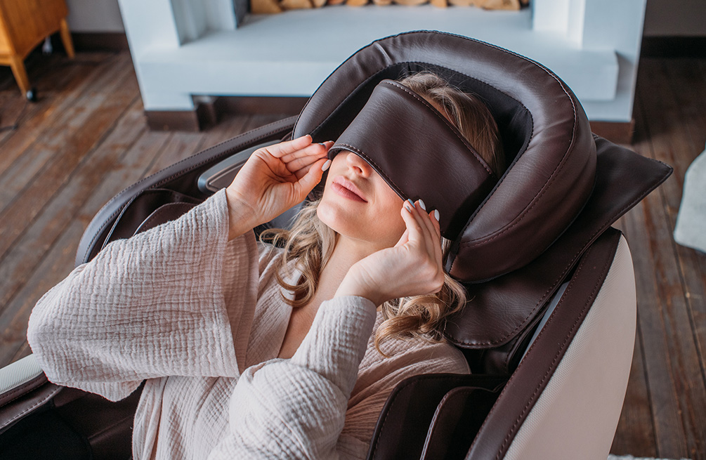 Features of the massage chair Orlauf Todi